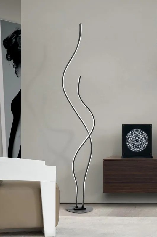 Lampada da terra LED Wendy  nero, luce bianco naturale 1900 lumen NOVECENTO