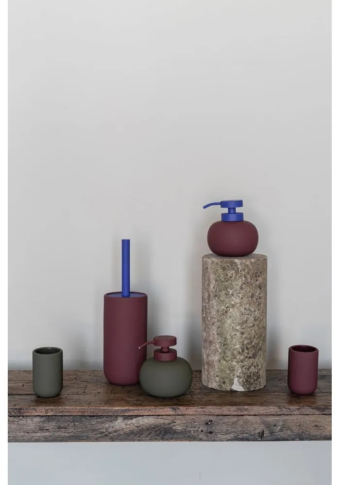 Portaspazzolino verde scuro in ceramica Lotus Play – Mette Ditmer Denmark