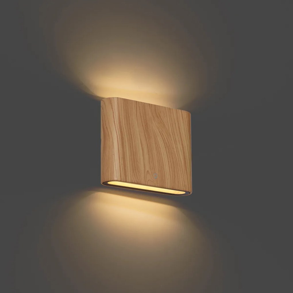 Lampada da parete scandinava per esterni effetto legno 11,5 cm con LED integrato IP65 - Batt