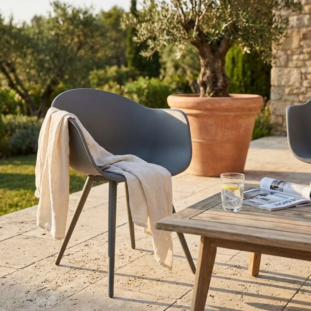 DYNAMO - Poltrona in resina