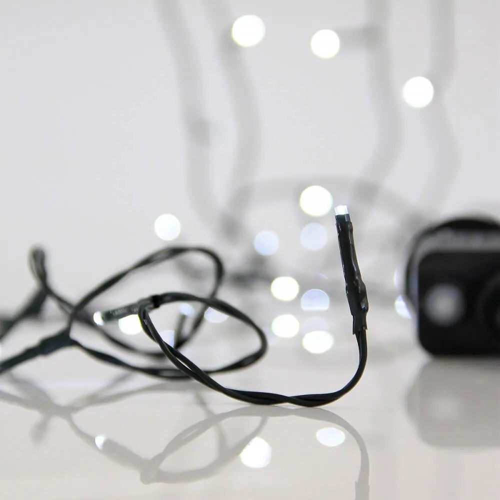 Catenaria Natalizia LED 12m IP44, 8 GIOCHI DI LUCE, Cavo VERDE Colore Bianco Freddo 7500 - 8500 °K