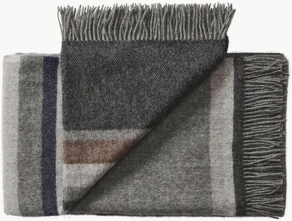 Coperta in lana con frange Lyø