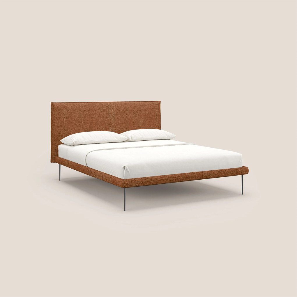 Theo letto imbottito moderno sfoderabile con piedi alti in metallo in tessuto impermeabile T10 arancio