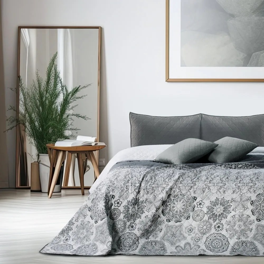 Copriletto bifacciale in microfibra bianco e grigio, 220 x 240 cm Alhambra - DecoKing