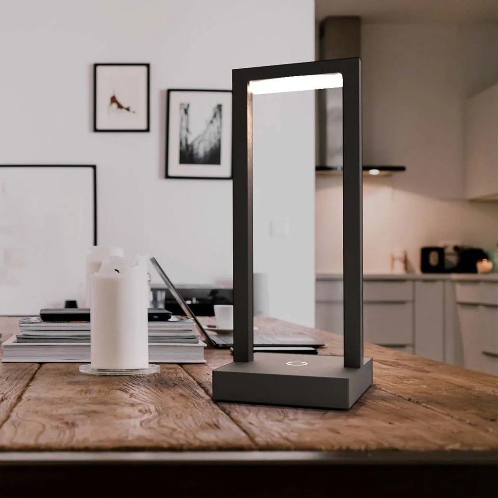 Lampada da Tavolo Ricaricabile 2.2W IP54 CCT Serie VELA - Nera