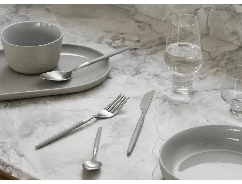 Posate grigio chiaro/argentata in acciaio inox 16 pz Maxime – Blomus