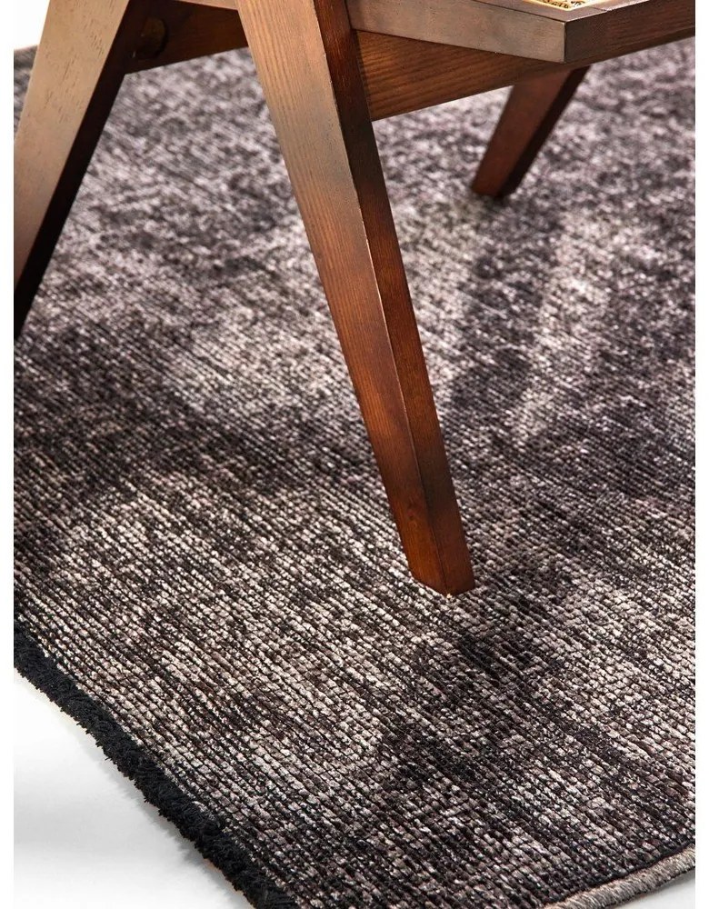 Tappeto marrone 80x150 cm Prisma – Elle Decoration