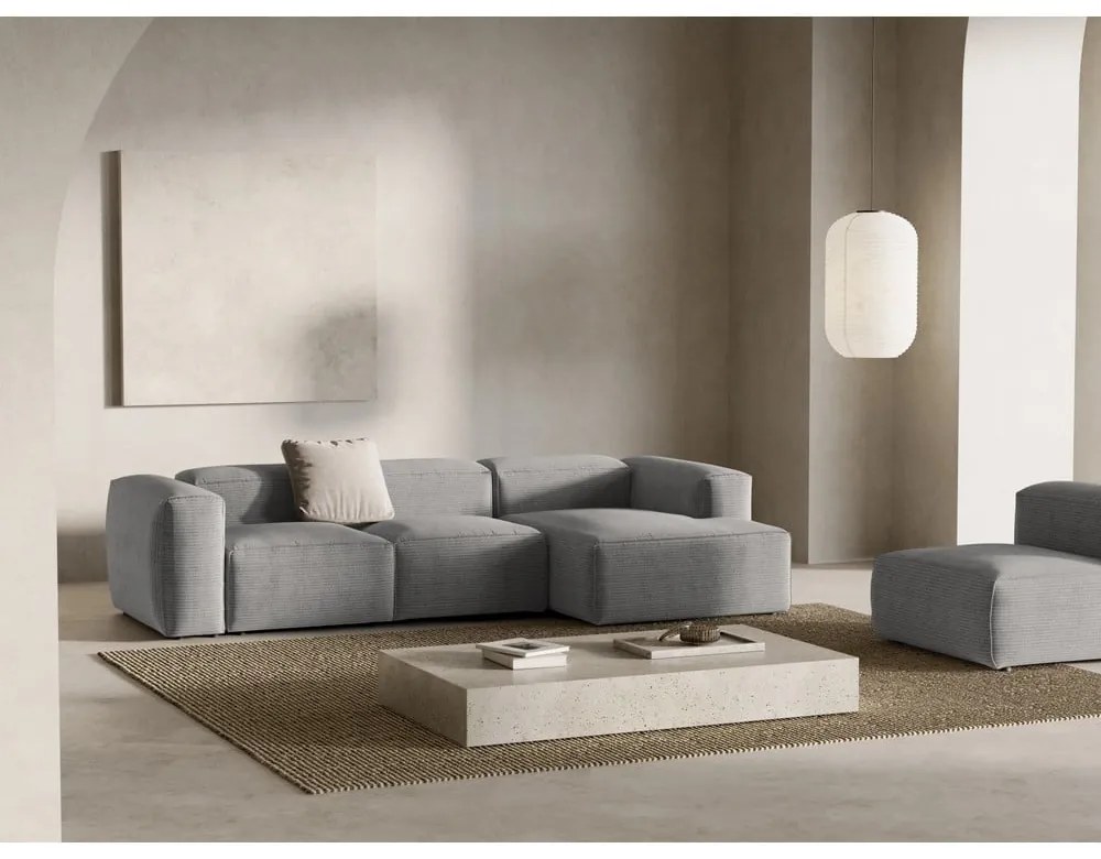 Divano angolare grigio chiaro (con penisola a destra/con chaise lounge) con rivestimento in velluto a coste Bergamo – Cosmopolitan Design