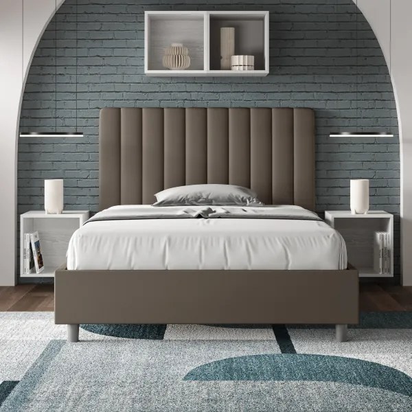 Letto matrimoniale francese con rete imbottito 140x200 similpelle cappuccino Agueda