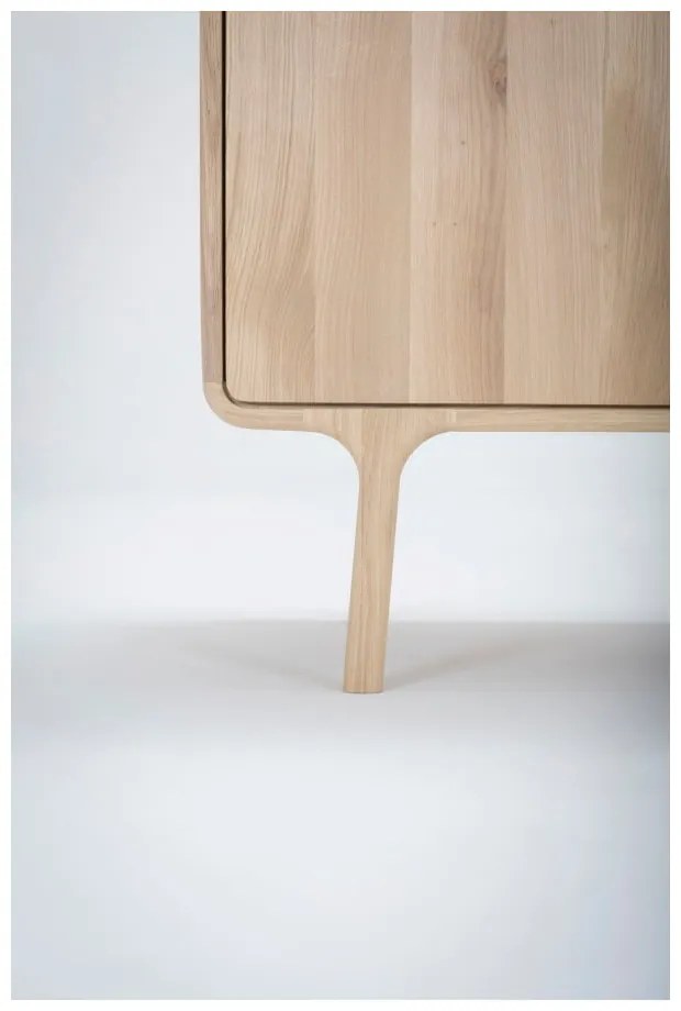 Cassettiera in rovere massiccio Fawn - Gazzda