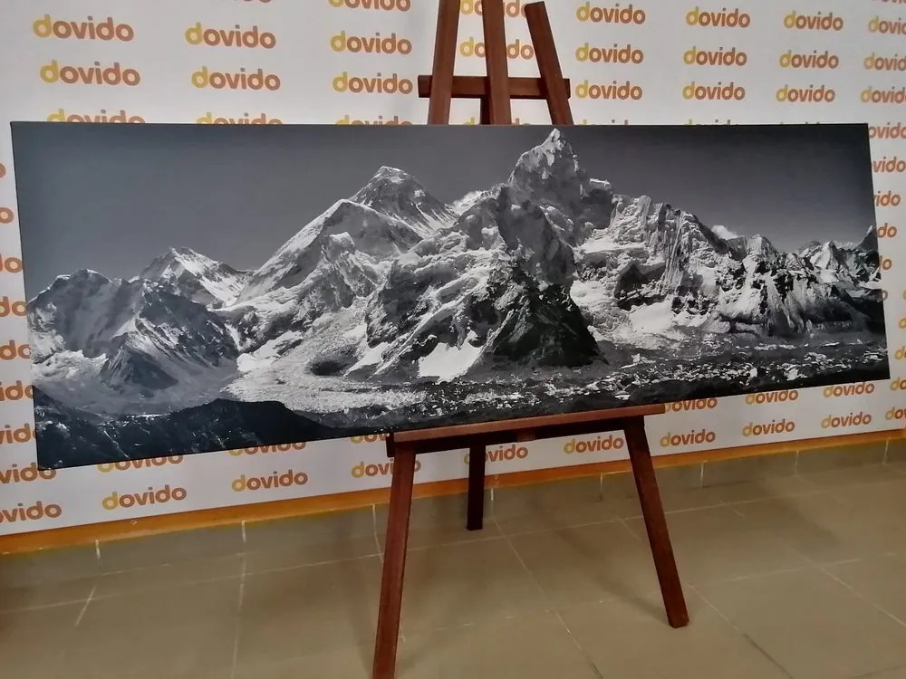 Quadro su tela – Magnifica cima di montagna in bianco e nero