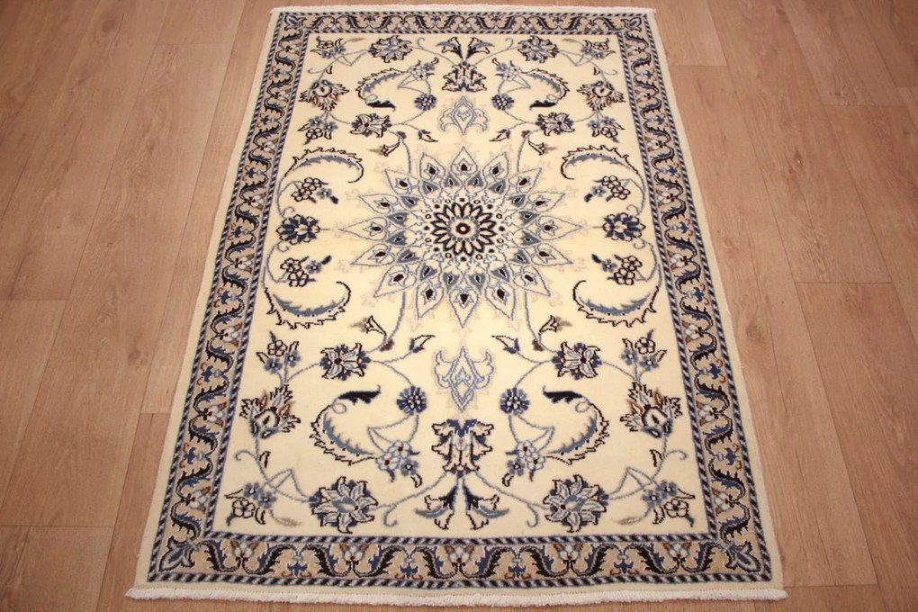 Nain Tappeto persiano 140x100 (Iran) Annodato A Mano