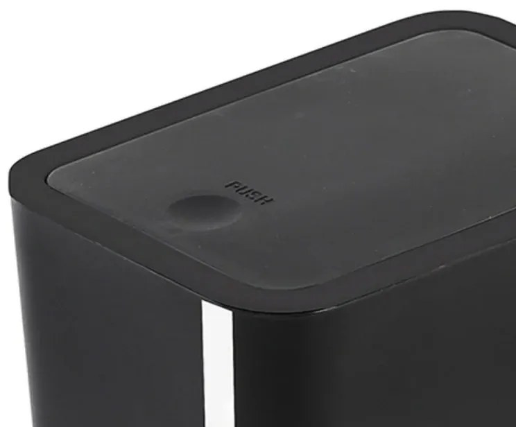 Cestino bagno da 8 litri in plastica nera con coperchio Push