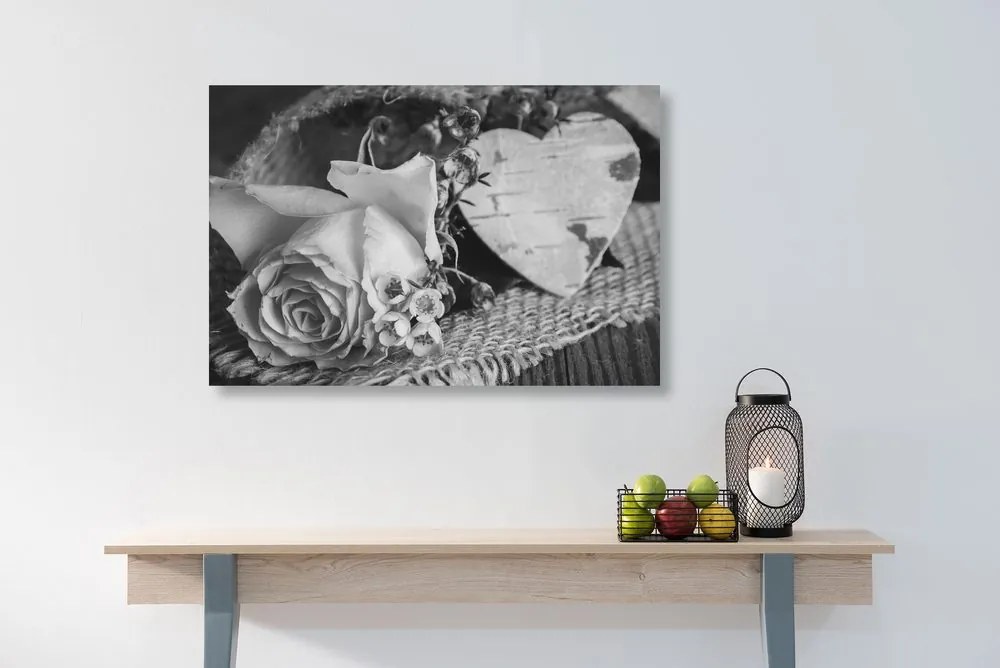Quadro su tela – Rose e cuore in juta in bianco e nero