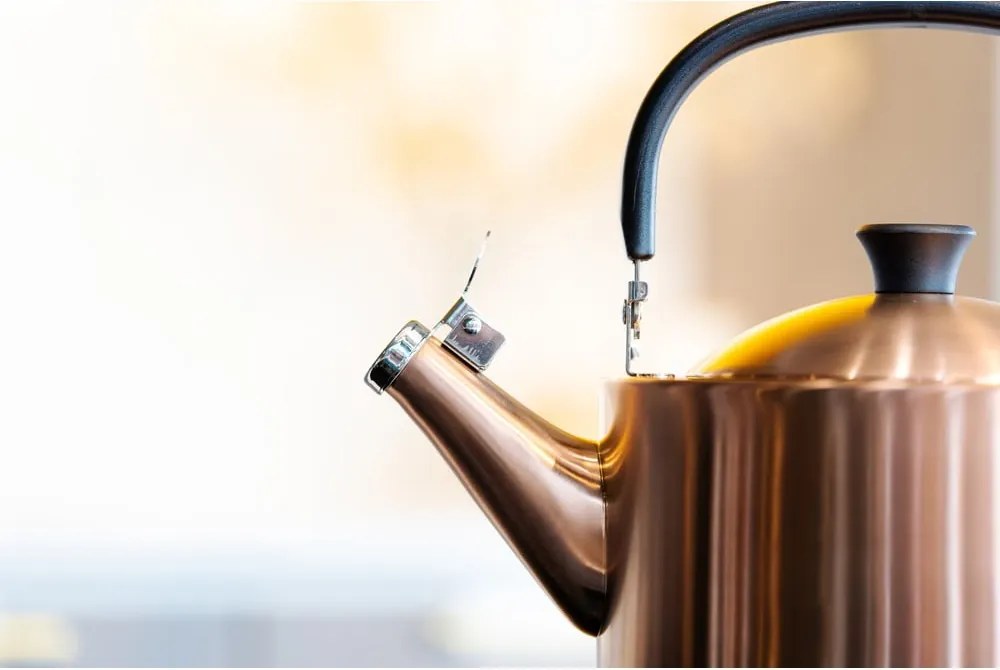 Bollitore color rame in acciaio inox 1,5 l Diamante – Vialli Design