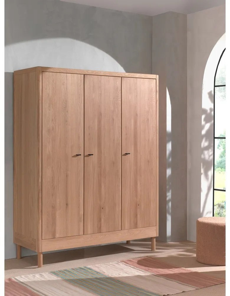 Armadio per bambini di colore naturale in rovere massiccio 146x190x55 cm Forrest – Vipack