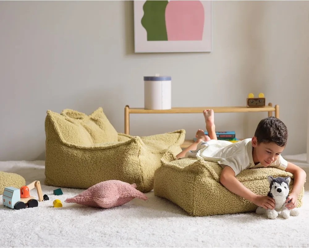 Pouf a sacco per bambini verde con rivestimento in bouclé Square – Wigiwama