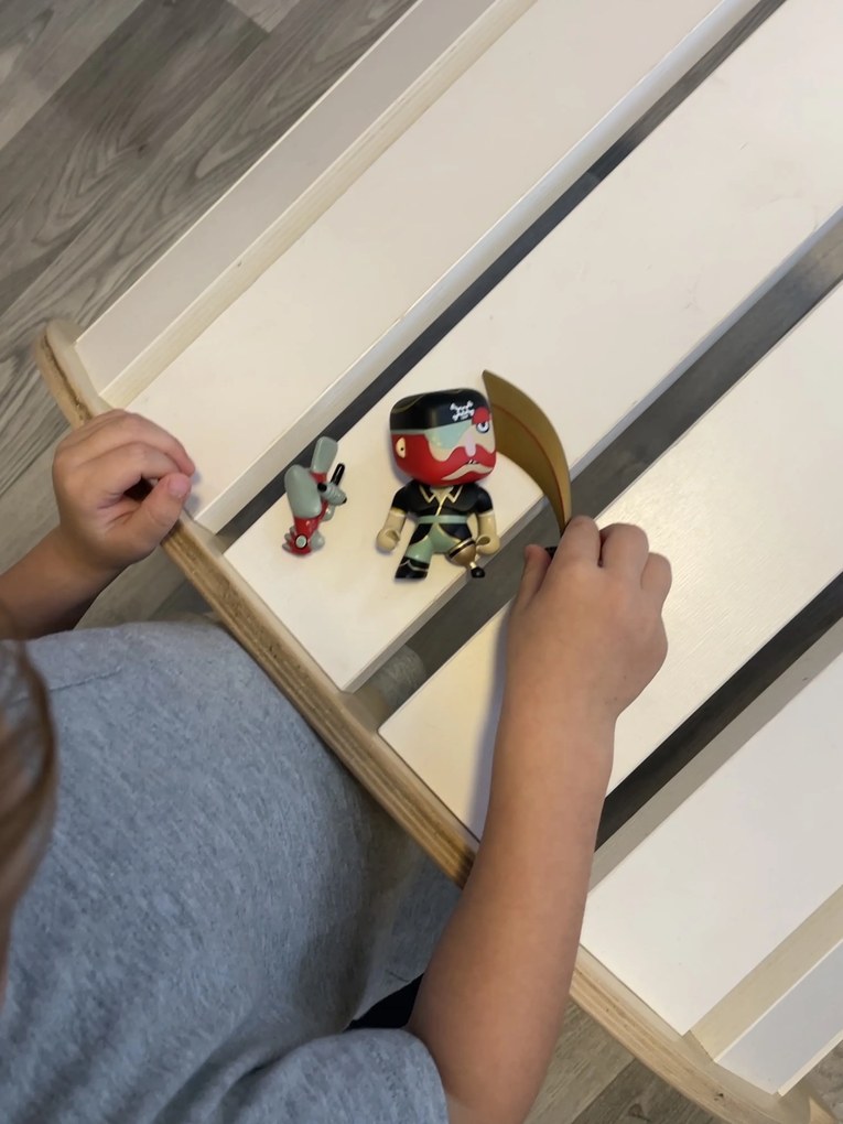 Arty Toys - pirata Sam Parrot