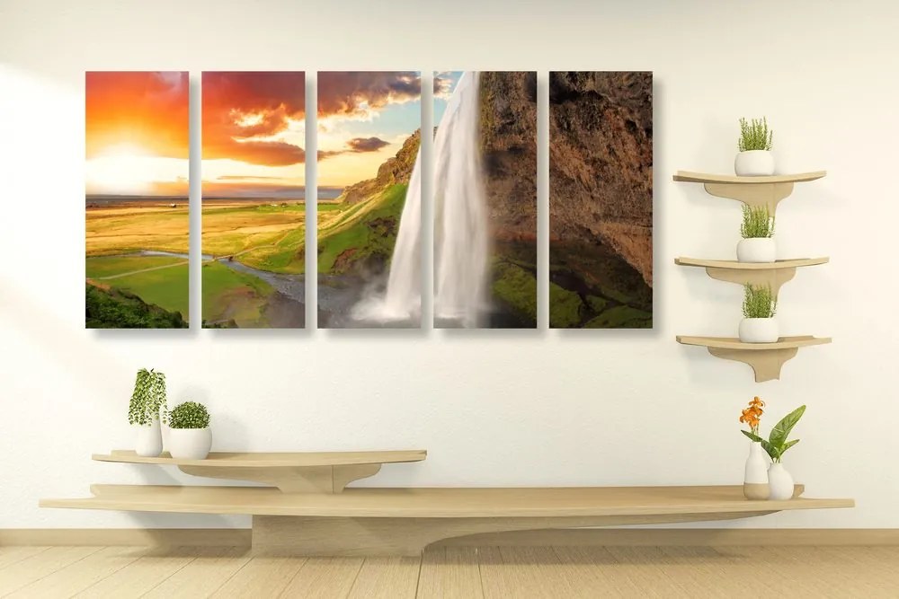 Quadri 5 pezzi – Cascata maestosa in Islanda