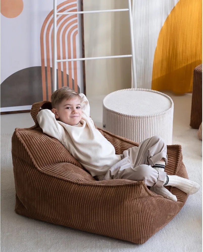 Pouf per bambini color crema con rivestimento in velluto a coste – Wigiwama