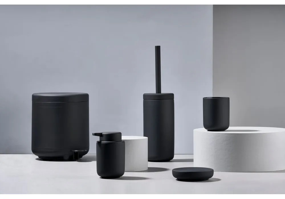 Tazza in gres nero per spazzolini da denti Ume - Zone