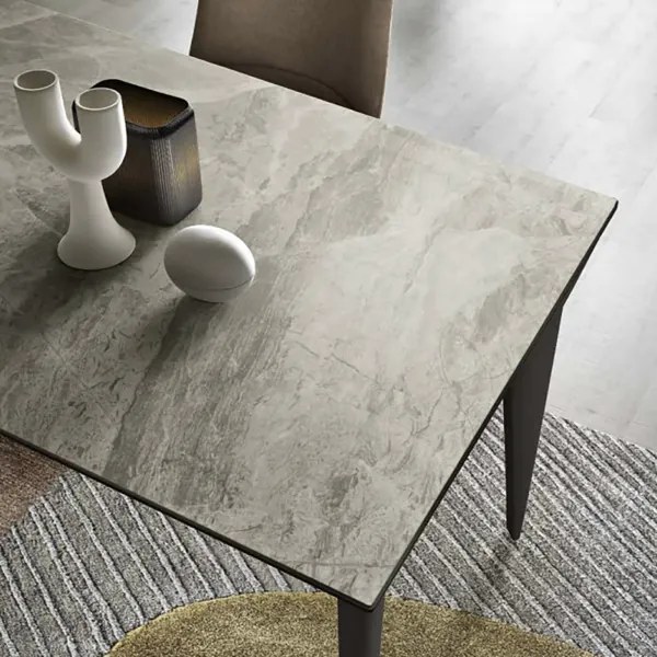 Tavolo allungabile 180 cm ULISSE con top grčs porcellanato effetto Marmo Grigio