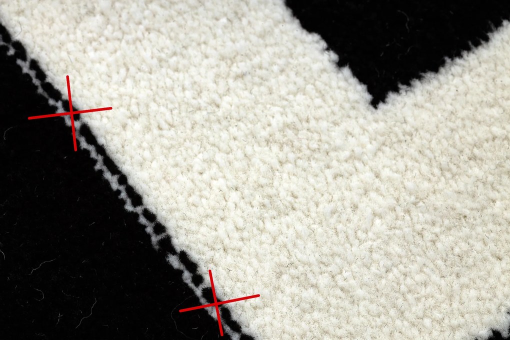 Tappeto HAMPTON Inquadrata nero - PRODOTTO DI SECONDO GRADO