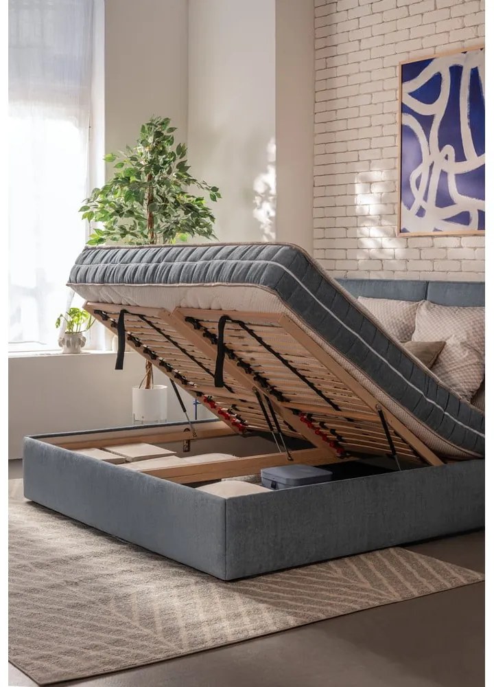 Letto matrimoniale imbottito blu con contenitore, materasso e rete inclusi 180x200 cm Thessa Bold Line – Bonami Selection