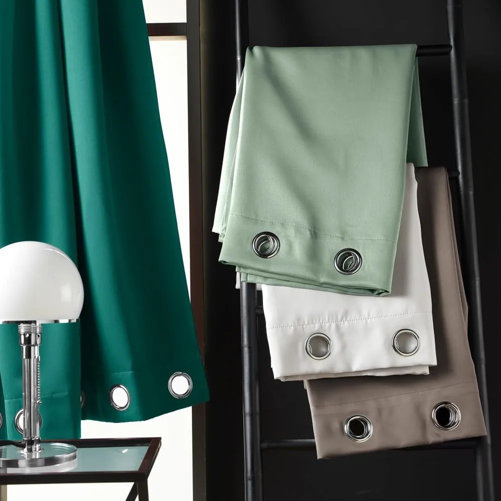 Tenda oscurante verde scuro 135x180 cm Occult – douceur d'intérieur