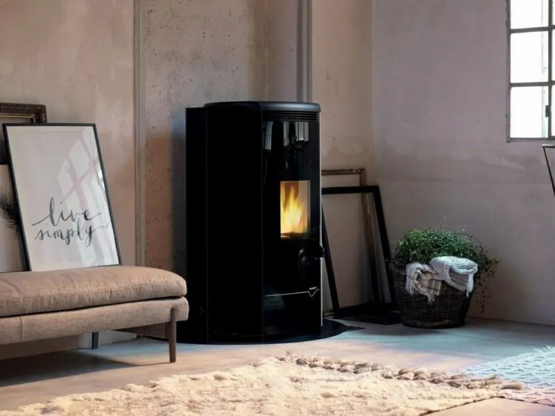 Palazzetti Jackie Idro 26 Stufa A Pellet ecofire ad acqua/aria 26kw Con Top In Ghisa e Acciaio Nero