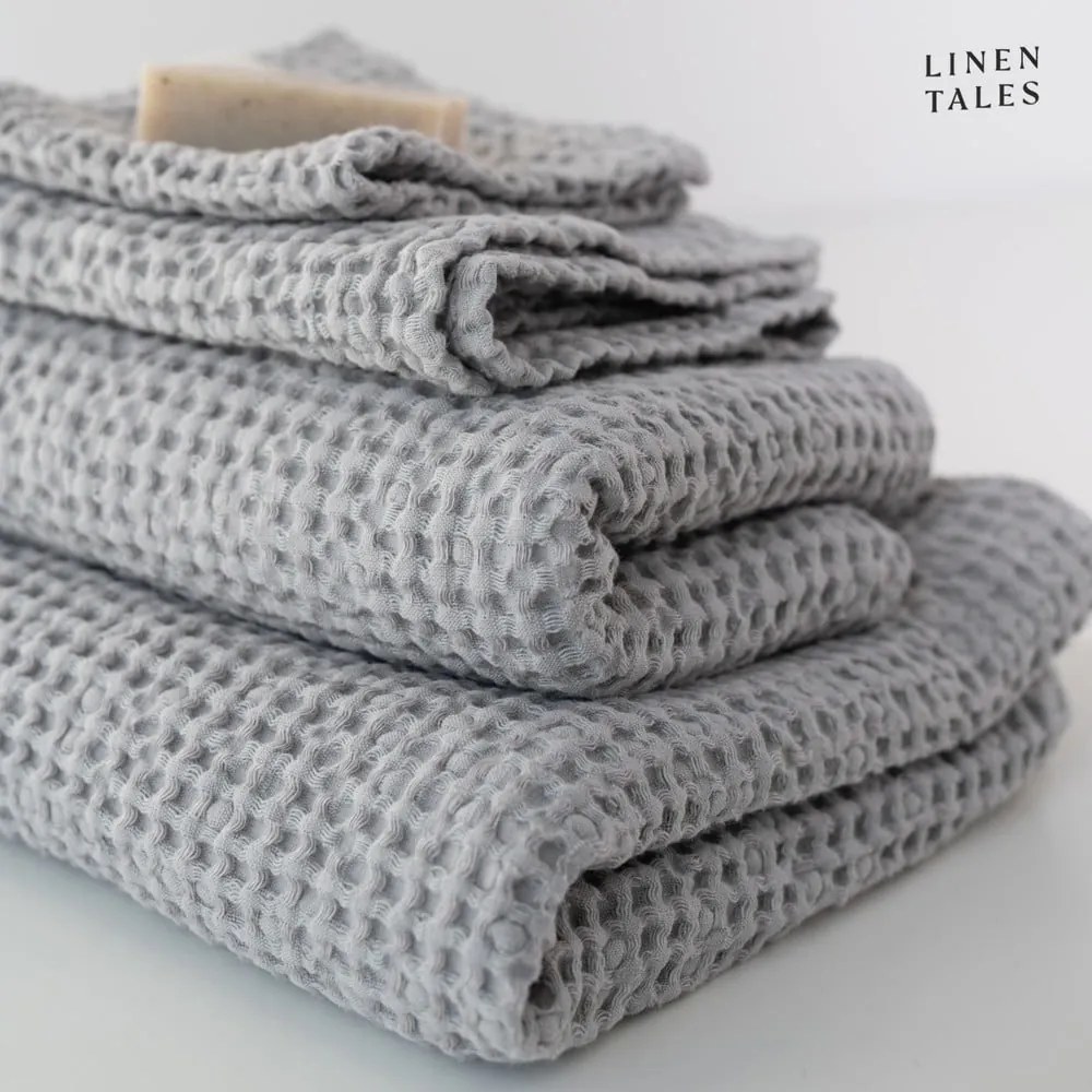 Asciugamani e teli da bagno grigio chiaro in un set di 3 pezzi Light Grey - Linen Tales