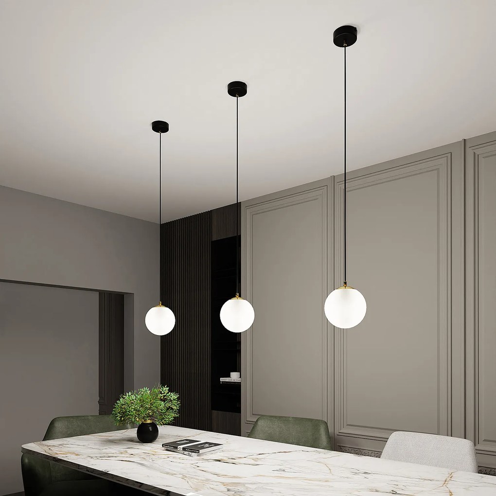 Sospensione Contemporanea Nuada 1 Luce In Acciaio Nero/Oro Sfera Vetro Bianco