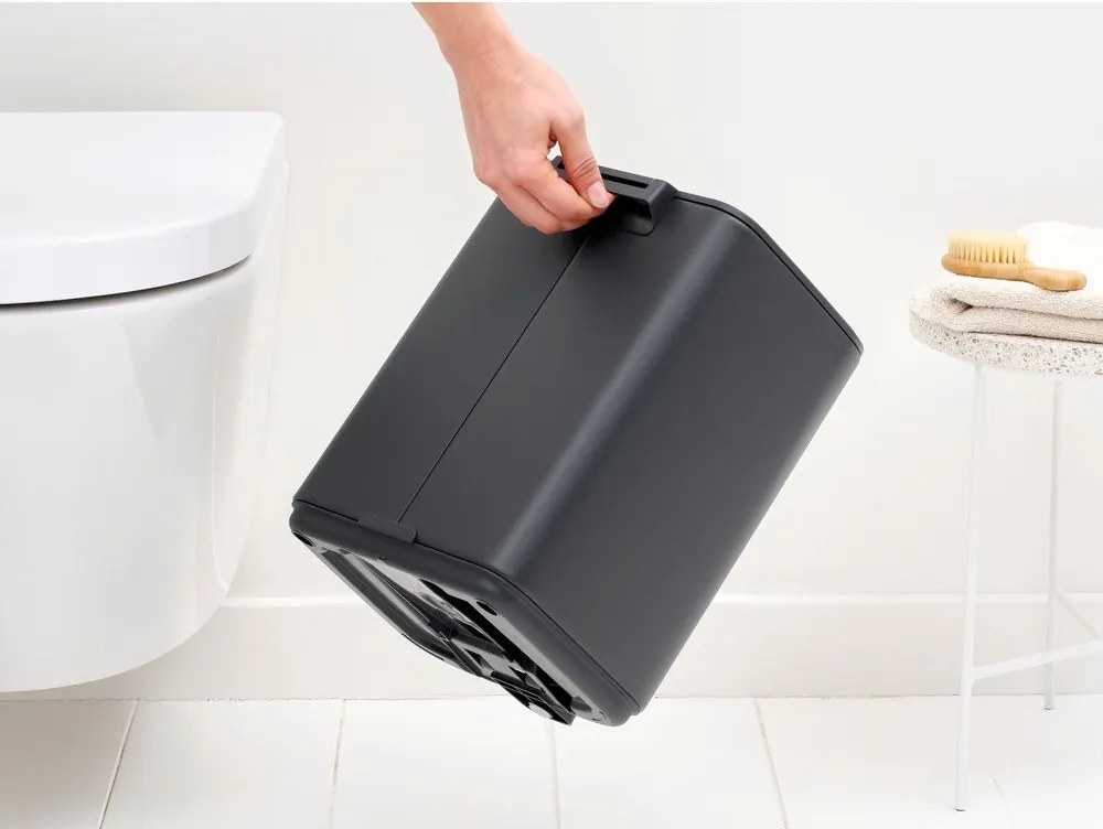 Cestino per la spazzatura grigio scuro in acciaio con pedale 7 l Bo – Brabantia