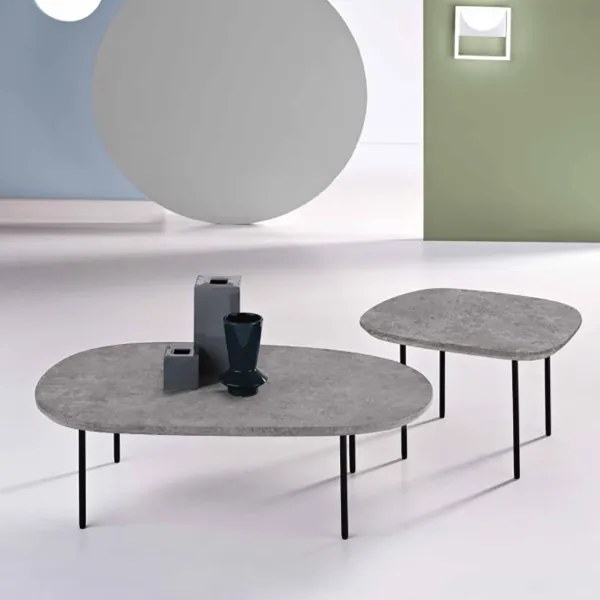 Tavolino con piano sagomato in legno Cemento e base in metallo - FLUX Small