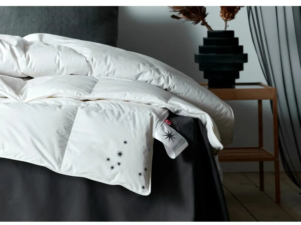 Piumone con imbottitura in piuma d'oca 140x200 cm Capella Medium - Universe of Sleeping