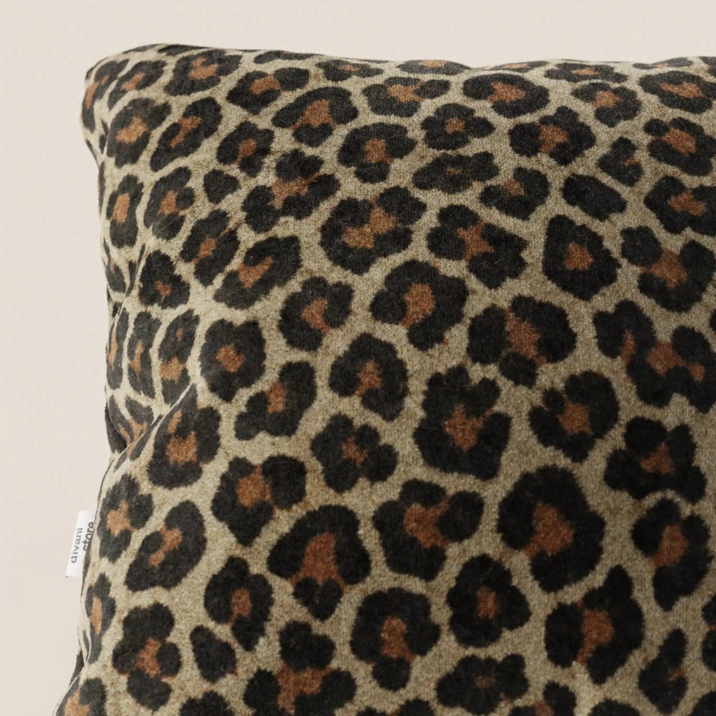 Wild cuscino in collezione Wild in microfibra impermeabile leopardo