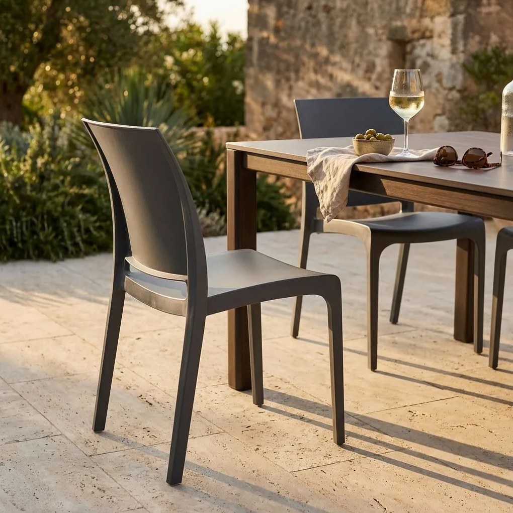 VOLGA - sedia da giardino in plastica