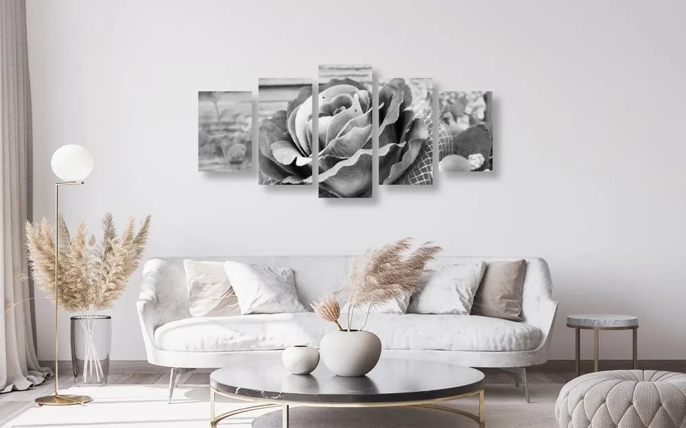 Quadri 5 pezzi – Rosa vintage elegante in bianco e nero