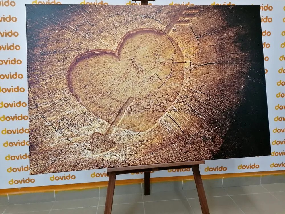 Stampa su tela – Cuore intagliato su tronco