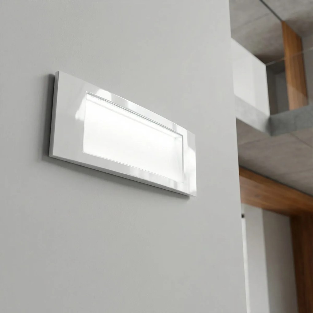 Lampada Emergenza LED da incasso o da muro Autonomia 3h S.A. o S.E. Colore Bianco Freddo 6.000K