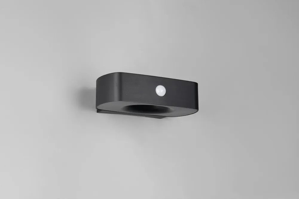 Illuminazione esterna LED con alimentazione a pannelli solari con sensore di movimento da parete (altezza totale 6 cm) Bilbao – Reality