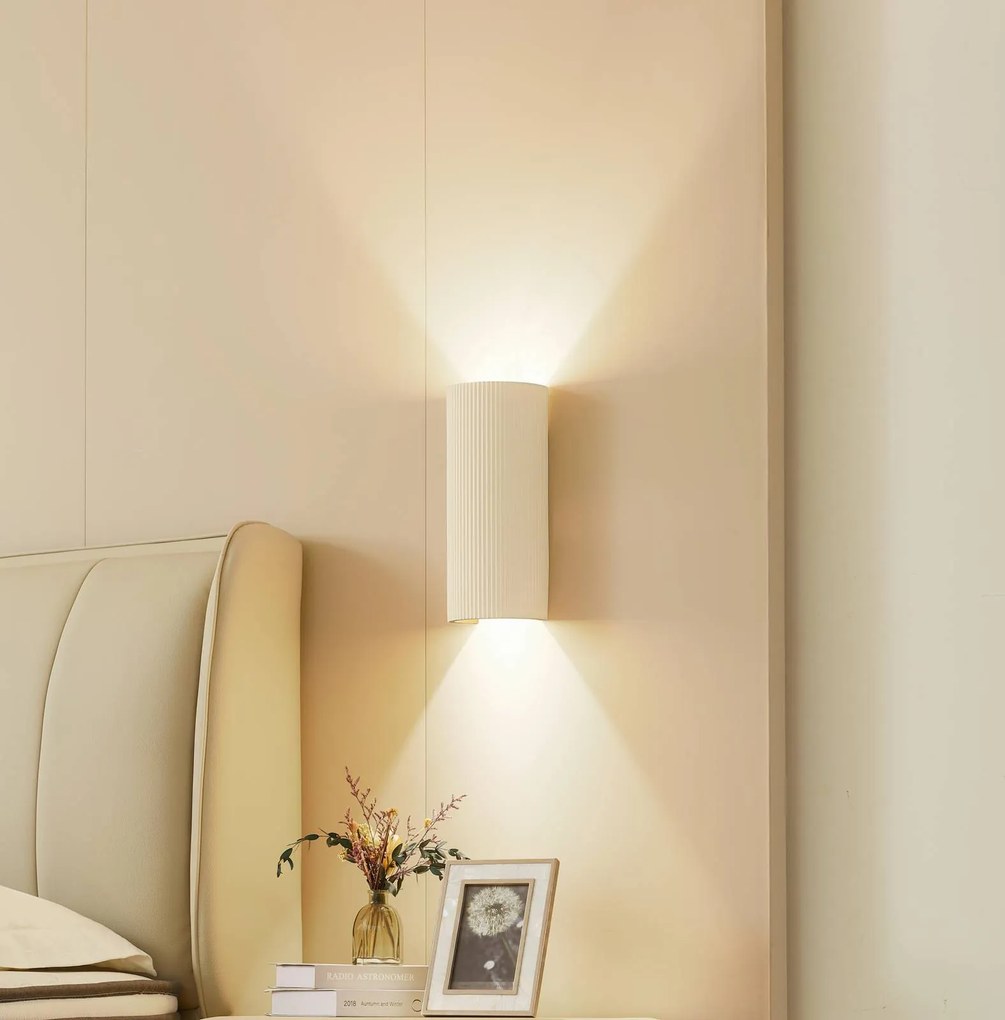 Lindby applique Colja, rotonda, altezza 30,5 cm, gesso, beige