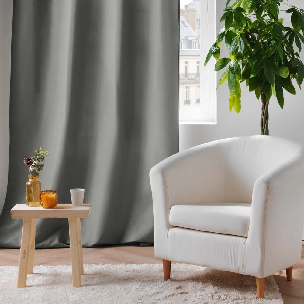 Tenda termoisolante grigia in microfibra 135x260 cm Micropolar – douceur d'intérieur