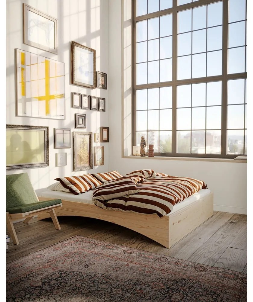 Letto matrimoniale di colore naturale in pino massiccio senza testiera 160x200 cm Orbit – Karup Design