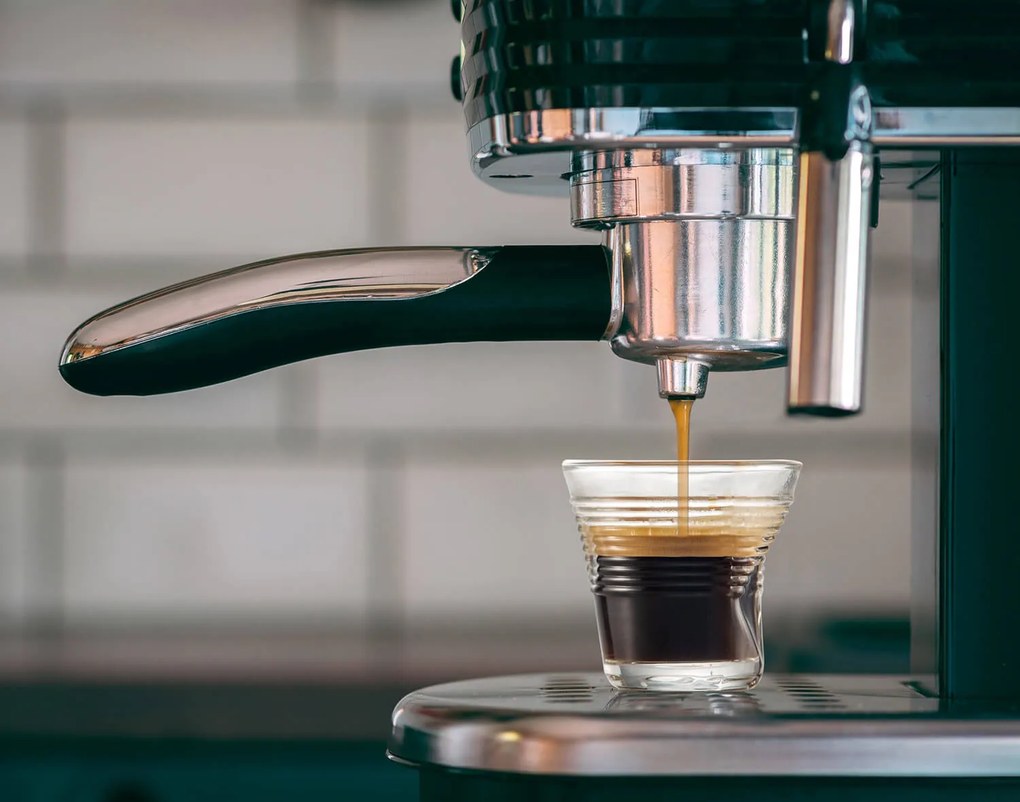 Set 6 Tazzine da Caffè Accartocciati Ø6,5 cm in Vetro Pressato Kaleidos Trasparenti...