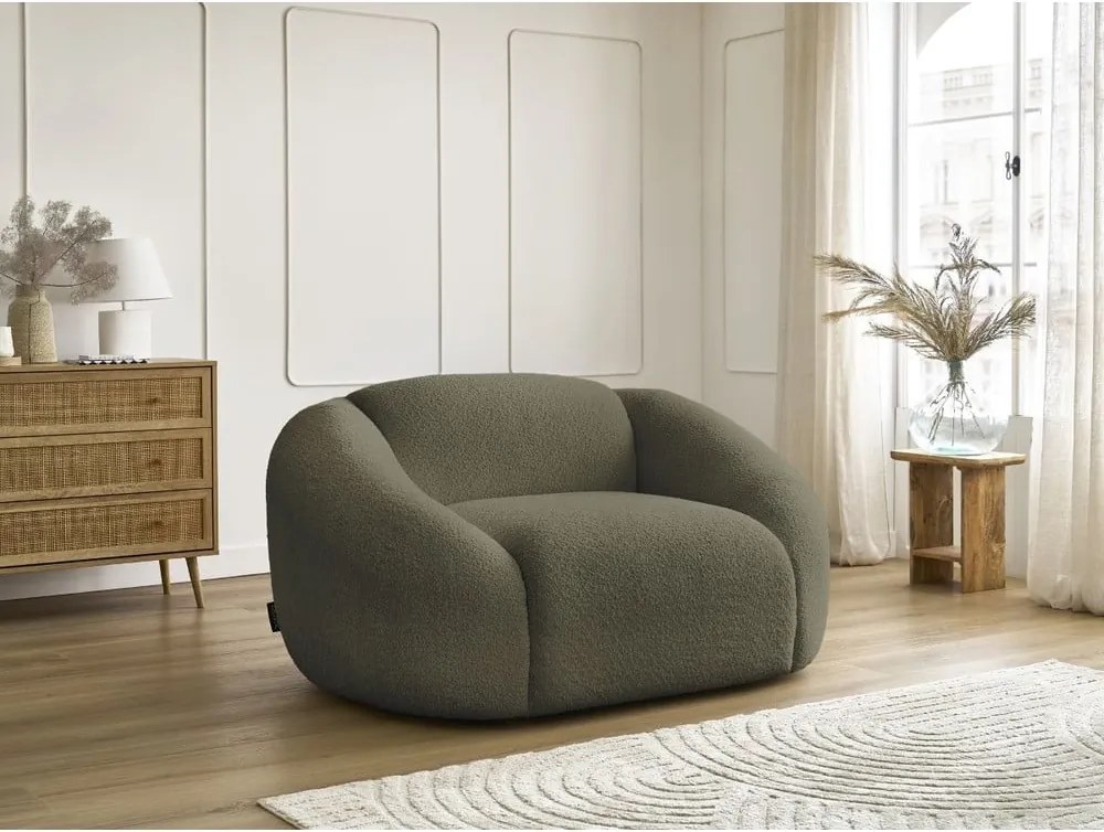 Poltrona verde con rivestimento in bouclé Tina – Bobochic Paris