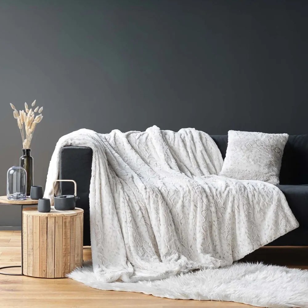 Coperta greige in pelliccia finta 220x240 cm Alaska – douceur d'intérieur