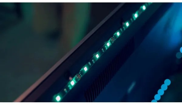 Ledvance-LED RGB Striscia dimmerabile per TV SYNCH BOX FLEX 4,5m LED/18W/230V Wi-Fi