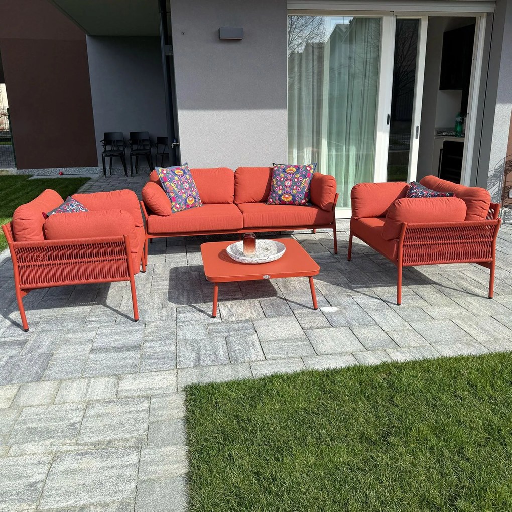 GALASSIA - salotto con struttura in alluminio bianco, rosso o antracite, rivestimento in corda in pvc