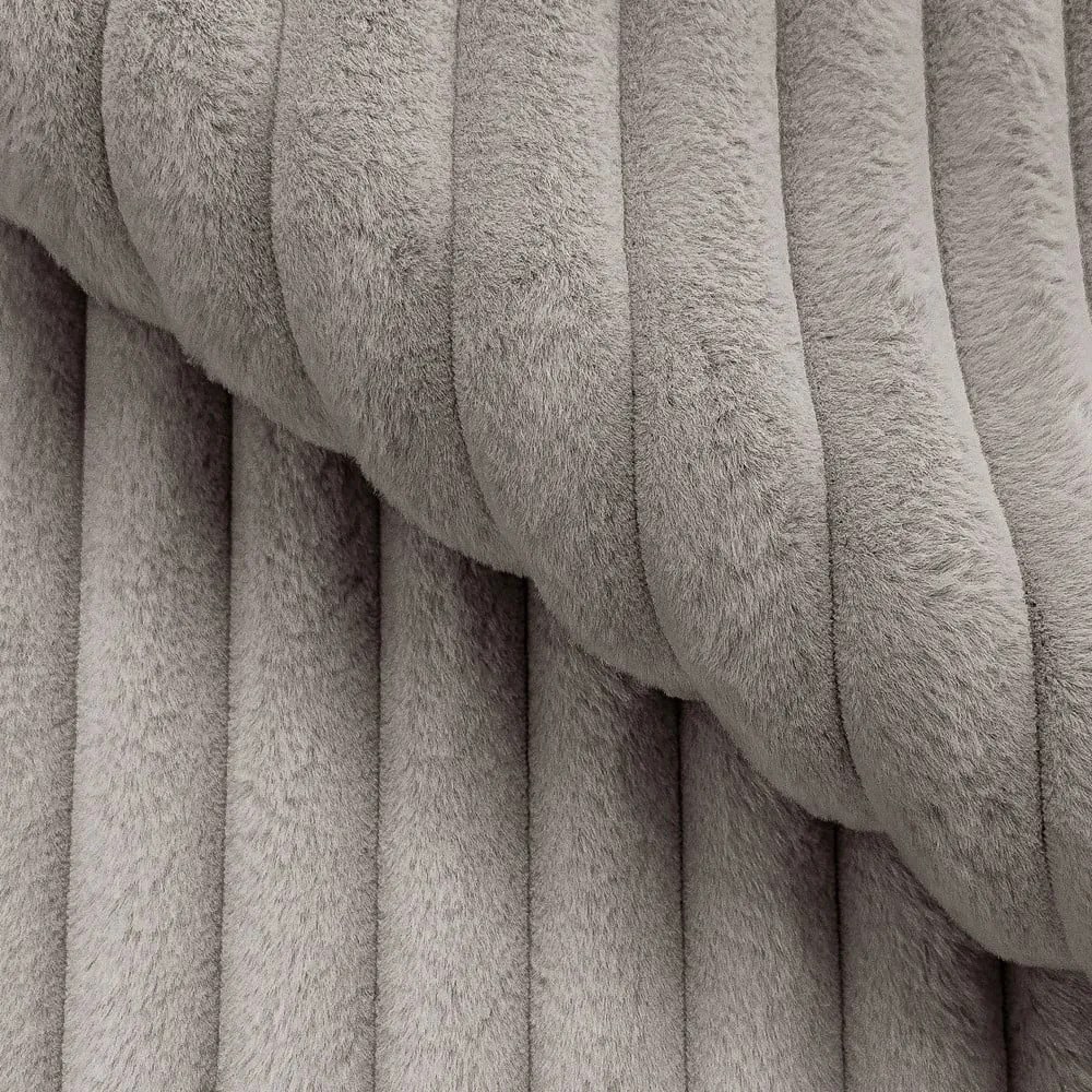 Divano angolare grigio chiaro (con penisola a destra/a U) rivestito in velluto a coste Justin – Ropez